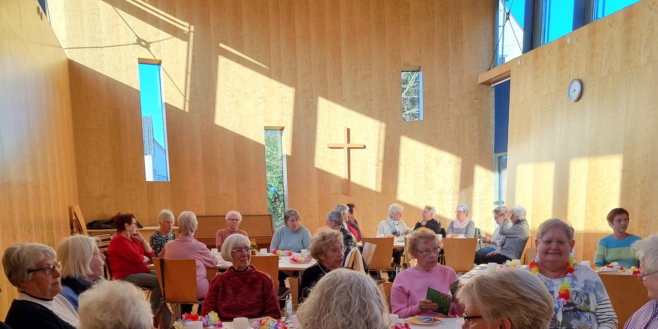 Die Sonne zeigte sich beim Morgenlob von ihrer schönsten Seite